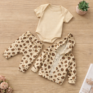 Βρεφικό Σετάκι Animal Print Με Ζακετάκι